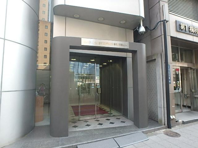 あいおいニッセイ同和損保　新宿別館ビルエントランス①