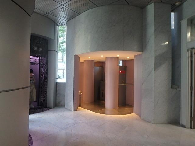 あいおいニッセイ同和損保　新宿別館ビルホール①
