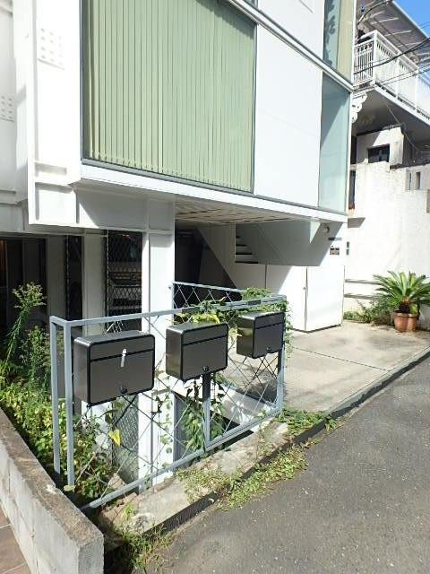 エントランス①