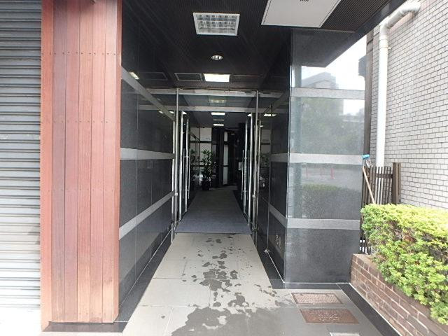 渋谷ＨＡＮＡビルエントランス②