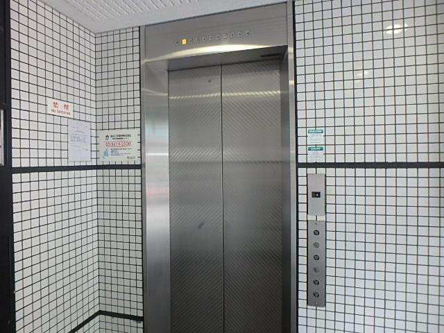 ホール②