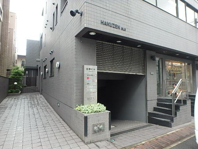 エントランス①