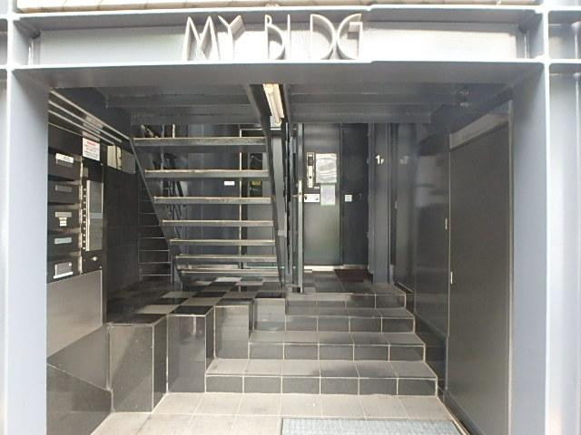 ＪＰ－ＢＡＳＥ渋谷エントランス②