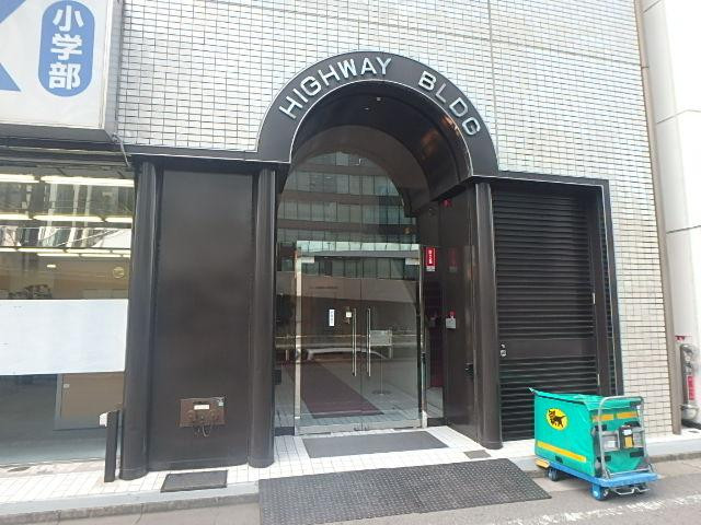 渋谷ハイウェービルエントランス①