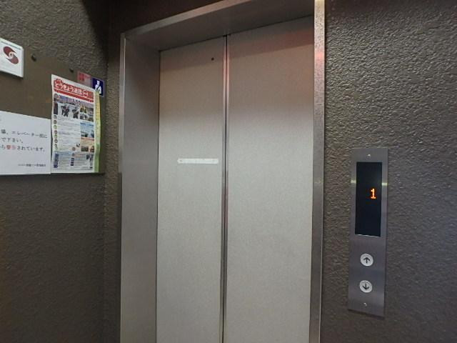 ベニー清建ビルホール②