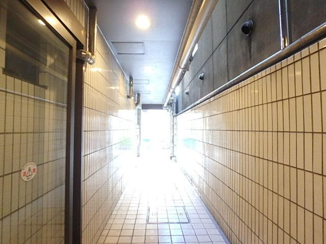 渋谷南平台ビルホール③