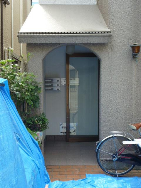 エントランス①