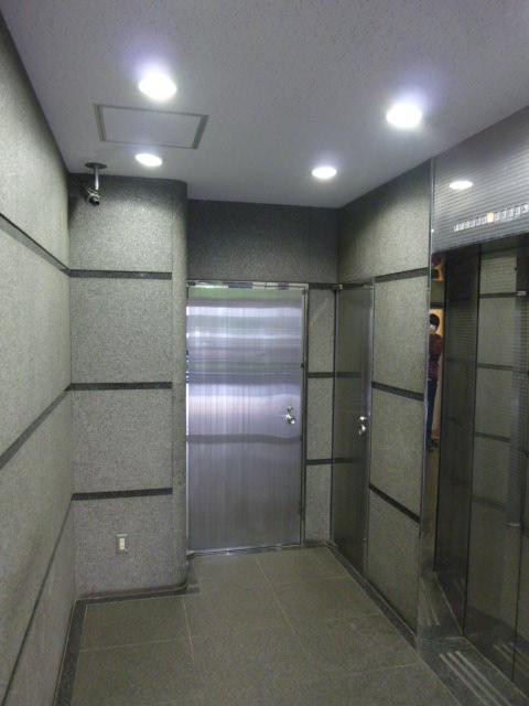 ベルックス新宿ビルホール①