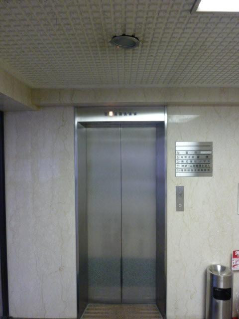 富田ビルホール③