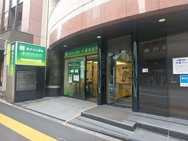 津多屋ビルエントランス①