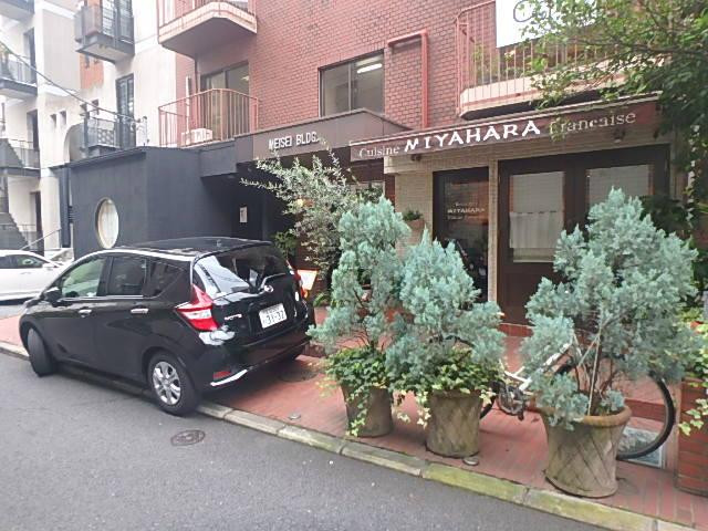 明成ビルエントランス③