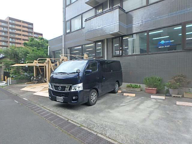 彰文ビルエントランス④