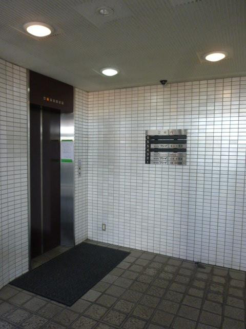 フジイビルホール①