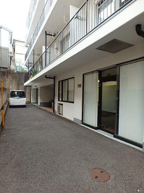 目白ジュネスエントランス①