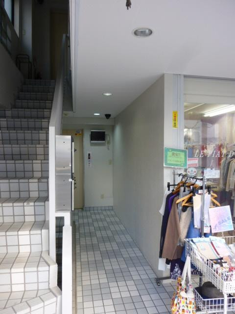 ニューシティ河田エントランス①