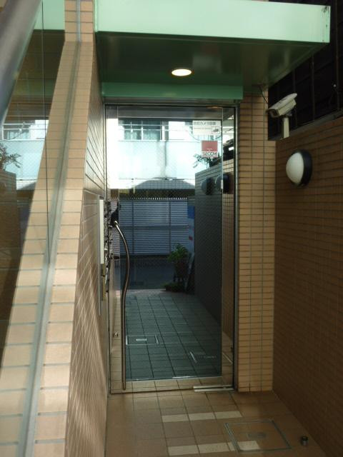 エントランス①