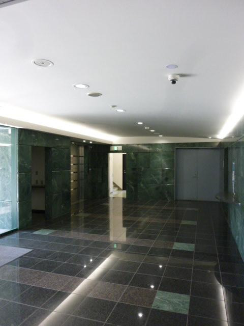 ホール①