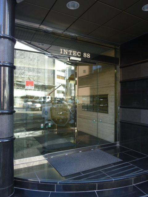 エントランス①