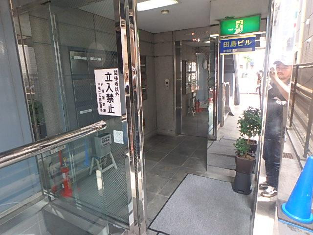 ホール①