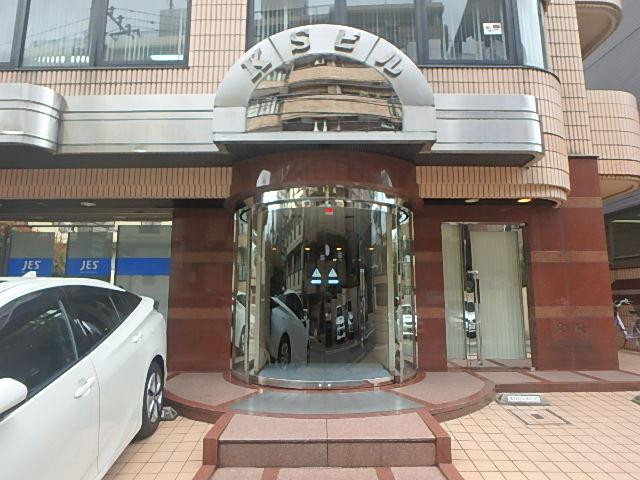 エントランス①