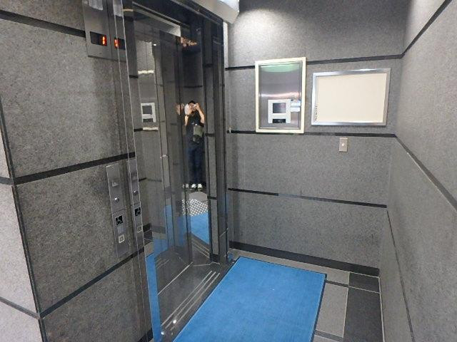 ホール②