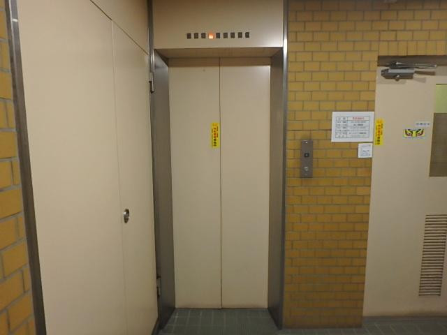 恒栄ビルホール②