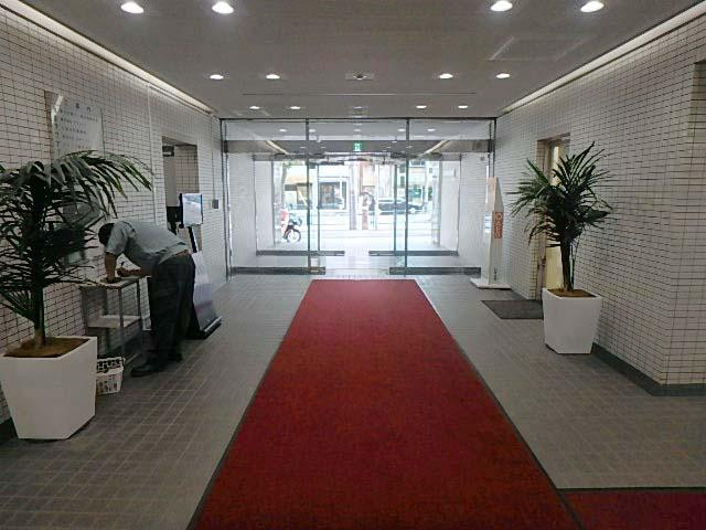 ホール④
