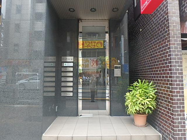 エントランス①