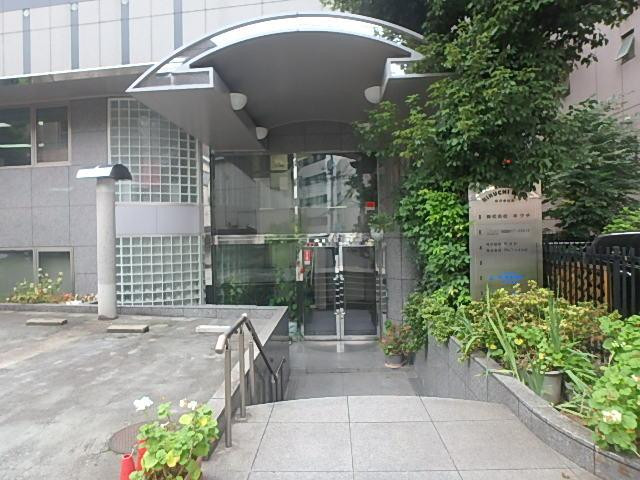 キクチビルエントランス①