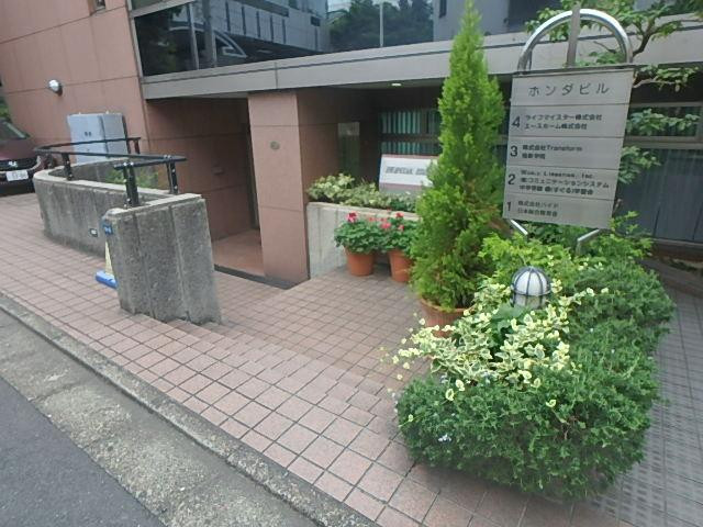 ホンダビルエントランス③