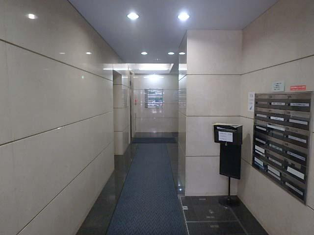 ユニオン駅前ビルホール①