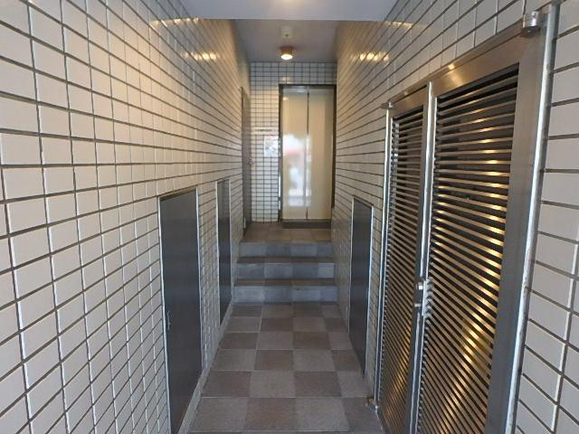 ＡＵビルホール②