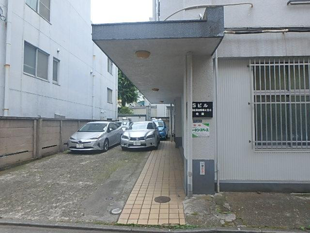 Ｓビルエントランス①