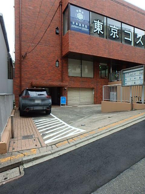 エントランス①