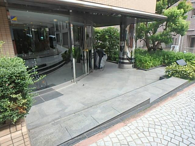 コンフォール四谷エントランス②
