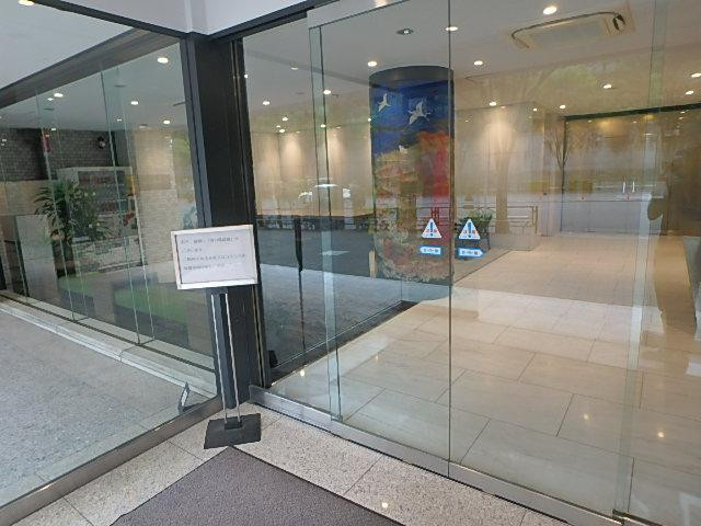 ＣＯＭＭＯＮＳビル四谷坂町エントランス④