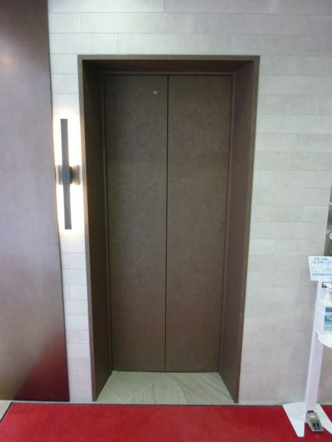 ホール③