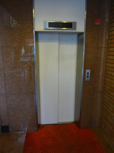 大和屋ビルホール②