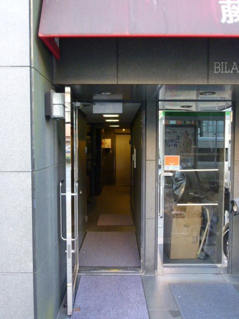 藤井ビルエントランス①