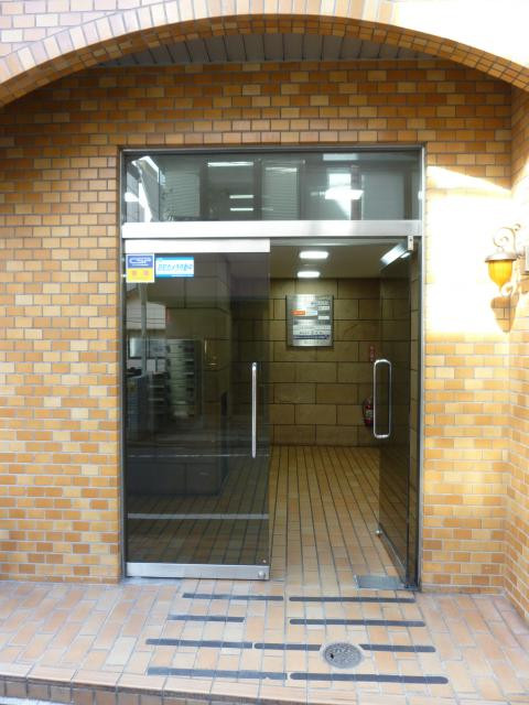 パルム四谷エントランス①