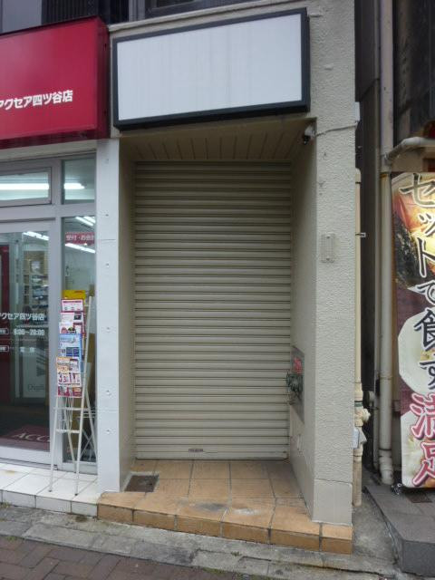 エントランス①