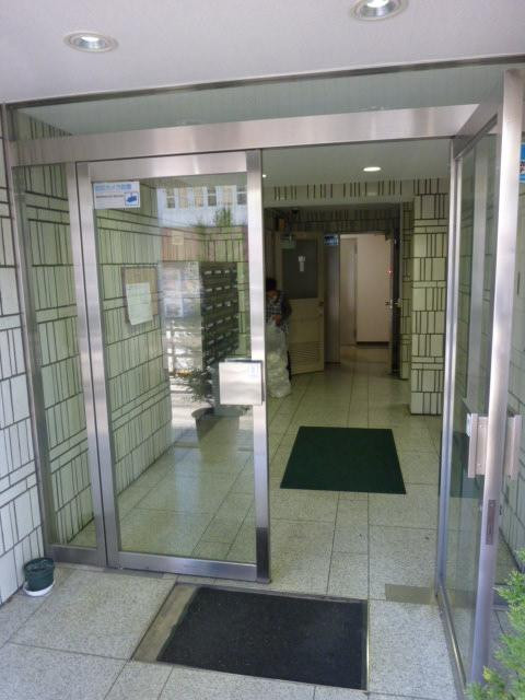 市ヶ谷タイホービルエントランス①