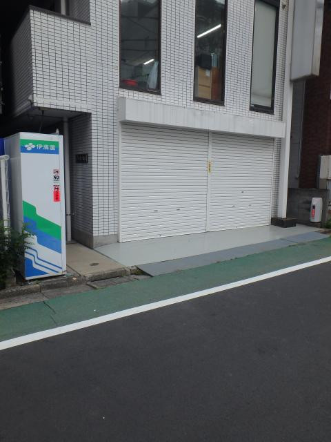 デライト新宿エントランス①