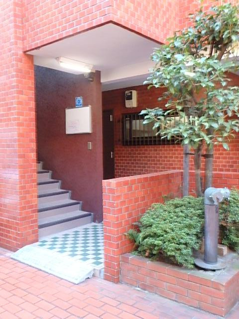 ローヤル若葉ビルエントランス③