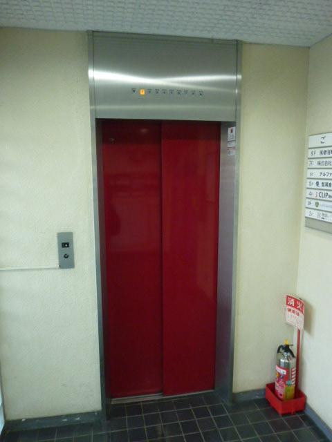 ホール①