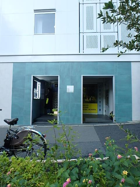 ＴＲＵＳＴ　ＶＡＬＵＥ　曙橋エントランス①