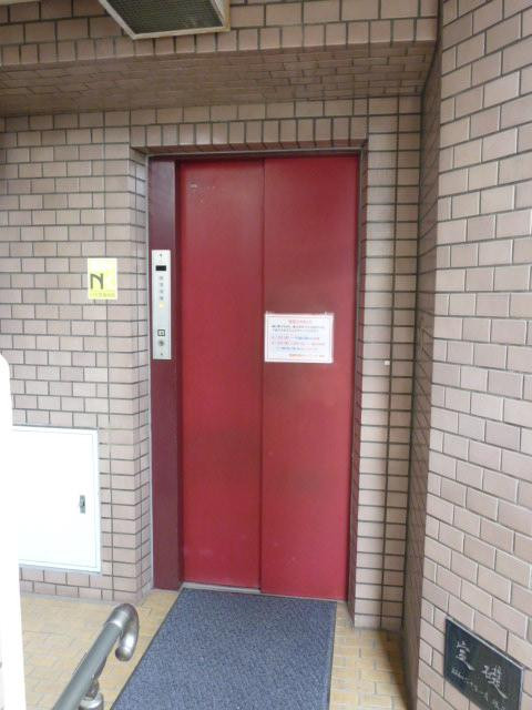 鹿島ビルエントランス②