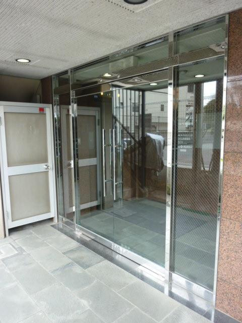 信濃町ＳＡＮＭＯビルエントランス①