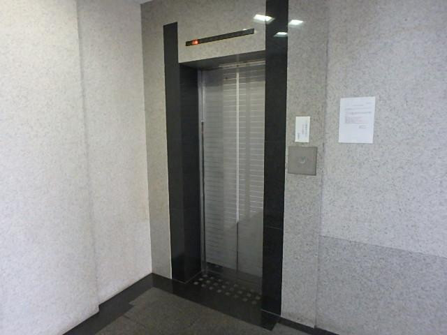 新宿土地建物第１１ビルホール③