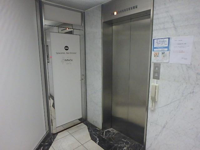 １５６御苑ビルホール③